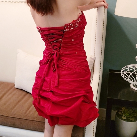 Cinderella Divine ✦ Red Strapless Prom Dress ✦ Lace-Up ✦ Bubble Hem ✦ Sz S ✦ NWT - Picture 3 of 8